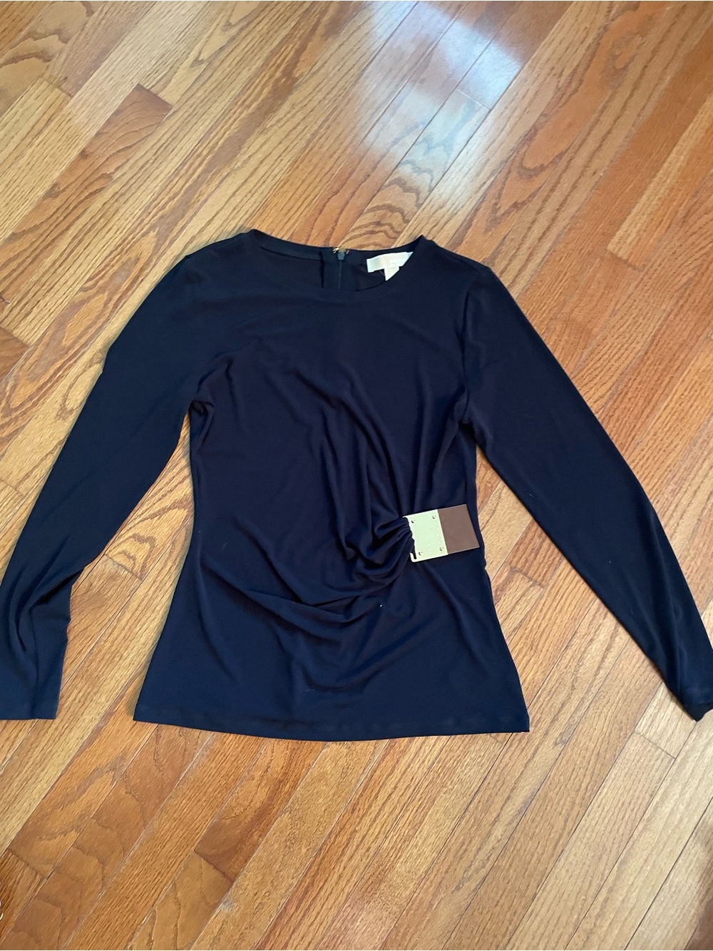 Michael Kors Black Long-Sleeve Twist-Waist Top Women’s medium